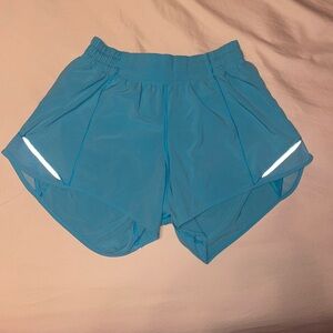 Lululemon Hotty Hot low-rise shorts